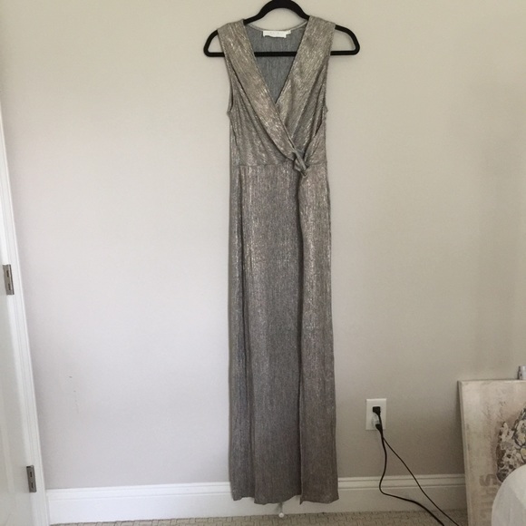 Astr Dresses & Skirts - NWOT ASTR The Label Ginger Maxi Dress in Rose Gold